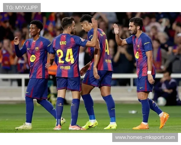 西甲激战再升级！巴萨3-1埃尔切，距离榜首仅差五分，亚马尔、费兰、拉什福德联手破门，蓝军迎来绝佳冲刺良机